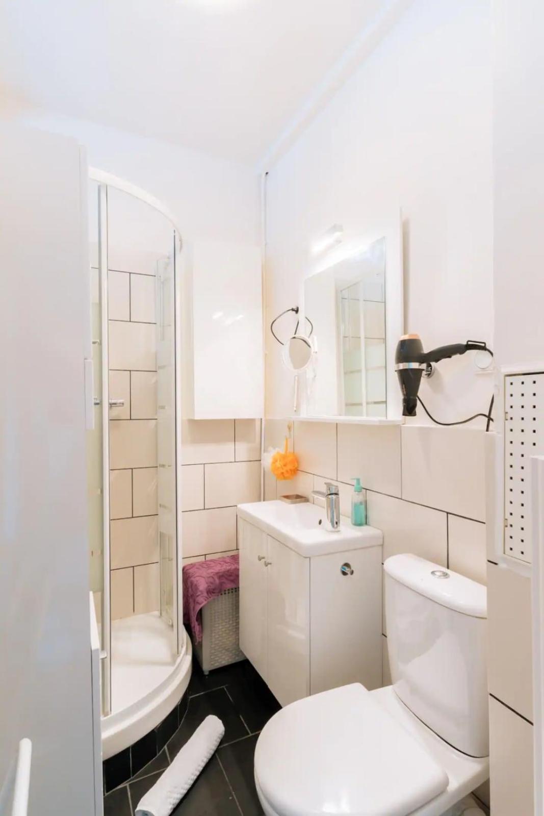 Cosy 1 Bedroom In The Heart Of Montparnasse パリ エクステリア 写真